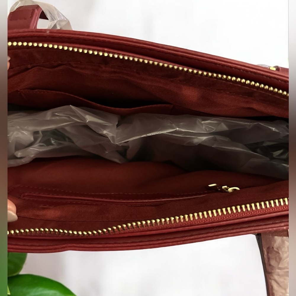 NWT Badgkey Mischka burgundy tote - Picture 10 of 12